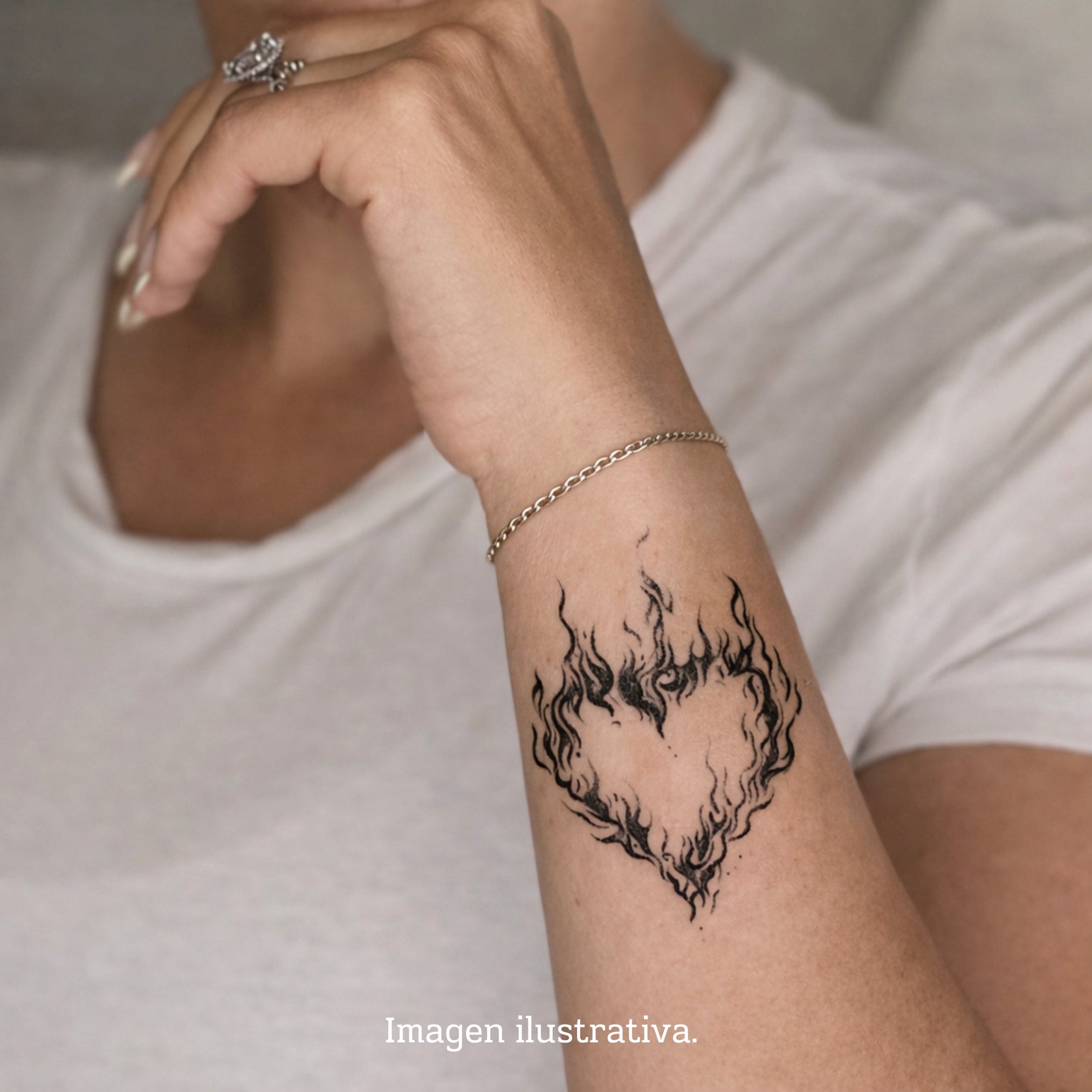 Corazón en llamas – Tatuaje Semi Permanente